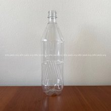 Пляшка пластикова 1 л (28мм) рифлена (артикул: 060600061) купити в розділі «Пластикові одноразові пляшки».